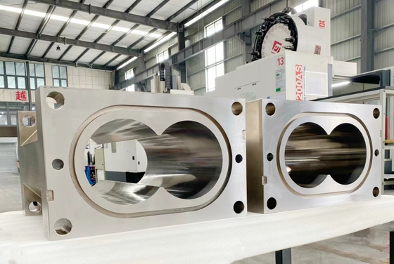 Hoog Slijtvast Schroefvat voor 320 Extruder werken-Proces