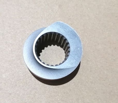 Vacuum quenching Twin-screw extrusiecomponenten met een optimale hardheid HRC58-62 prestaties