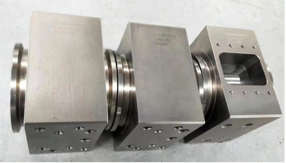 Buhler 155 Twin Screw Extruder Screws Barrels voor de petrochemische industrie