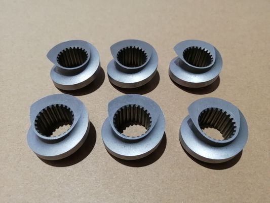 Vacuum quenching Twin-screw extrusiecomponenten met een optimale hardheid HRC58-62 prestaties